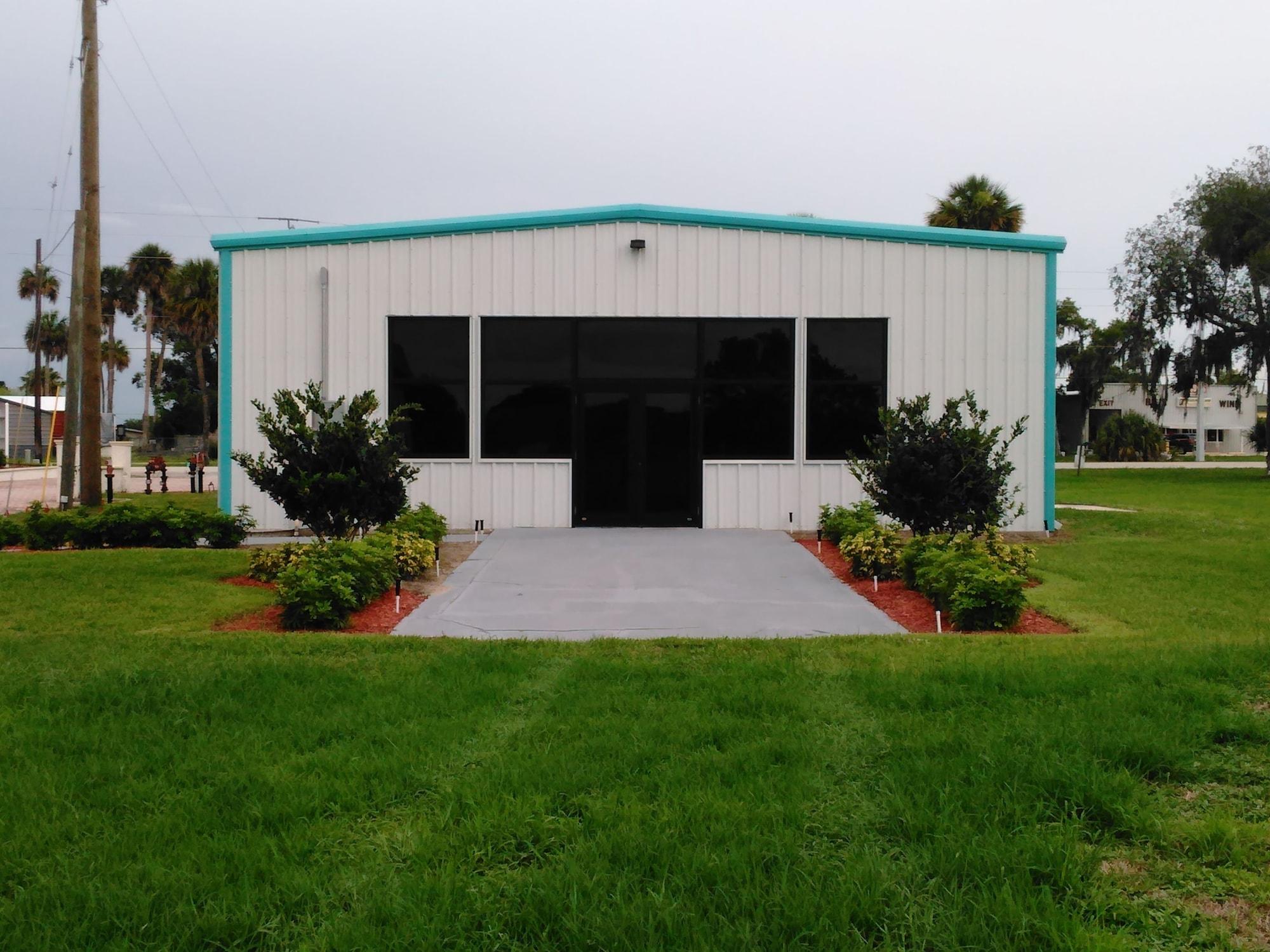 Days Inn & Suites By Wyndham Lake Okeechobee Buitenkant foto