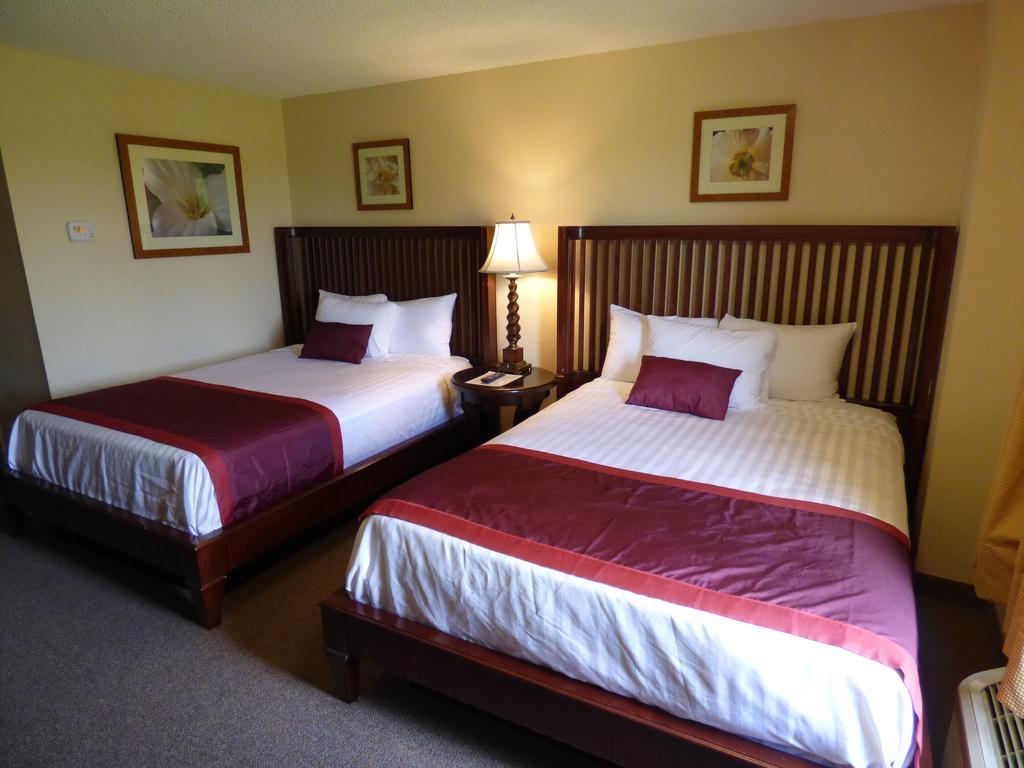 Days Inn & Suites By Wyndham Lake Okeechobee Buitenkant foto