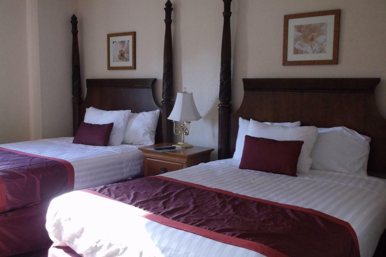 Days Inn & Suites By Wyndham Lake Okeechobee Buitenkant foto